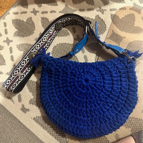 Free People Macrame Moon Crossbody Bag NEW - Picture 9 of 9